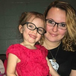 Meet your Posher, Cassandra